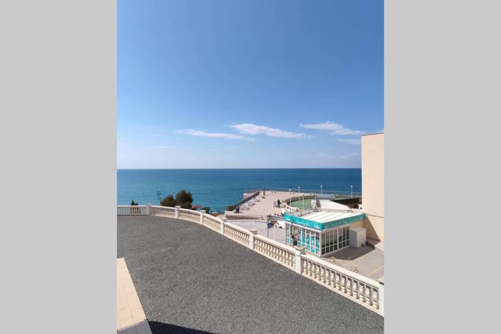 Paradis Salou, Centro Turistico, Wifi, Piscina, Vistas Al Mar מראה חיצוני תמונה